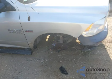 2018 Ram 1500 Tradesman 4X2 6'4 Box z USA, uszkodzony, nr VIN 1C6RR6FT4JS131690